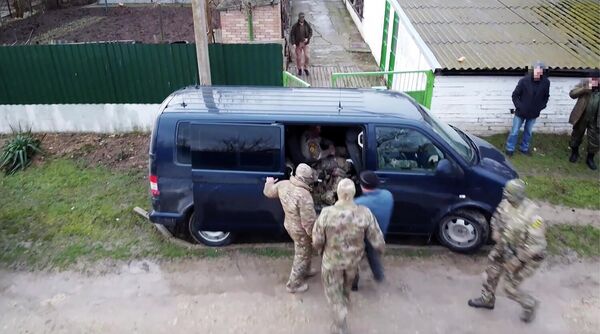 ФСБ РФ задержала жителя Крыма за участие в незаконном вооруженном формировании ФСБ РФ задержала жителя Крыма за участие в незаконном вооруженном формировании