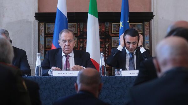 Министр иностранных дел РФ Сергей Лавров и министр иностранных дел Италии Луиджи Ди Майо на пресс-конференции по итогам российско-итальянских переговоров. 18 февраля 2020 Министр иностранных дел РФ Сергей Лавров и министр иностранных дел Италии Луиджи Ди Майо на пресс-конференции по итогам российско-итальянских переговоров. 18 февраля 2020