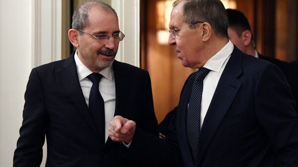 Лавров обсудил с главой МИД Иордании урегулирование в Карабахе