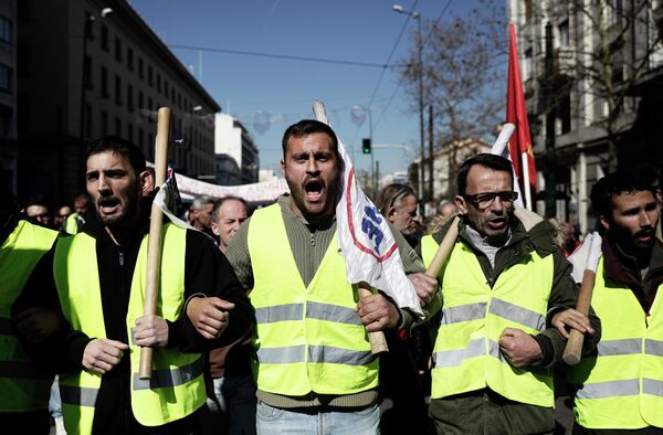 Акция протеста и забастовка в Афинах Акция протеста и забастовка в Афинах