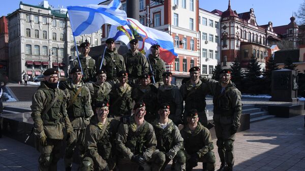 Морские пехотинцы во время праздничных мероприятий в честь Дня защитника отечества во Владивостоке Морские пехотинцы во время праздничных мероприятий в честь Дня защитника отечества во Владивостоке