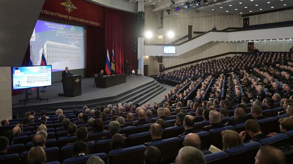 Президент РФ Владимир Путин выступает на ежегодном расширенном заседании коллегии министерства внутренних дел РФ. 26 февраля 2020 Президент РФ Владимир Путин выступает на ежегодном расширенном заседании коллегии министерства внутренних дел РФ. 26 февраля 2020