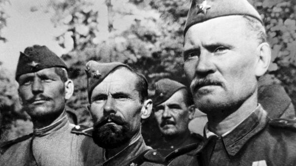 Бойцы Красной Армии в дни Великой Отечественной войны Бойцы Красной Армии в дни Великой Отечественной войны