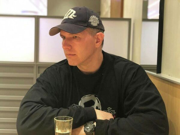 Писатель Вадим Чекунов Писатель Вадим Чекунов