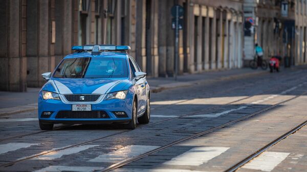 Полицейская машина на улице Милана