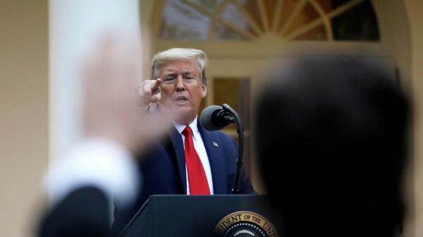 Президент США Дональд Трамп во время ежедневного брифинга целевой группы по коронавирусу в Белом доме Президент США Дональд Трамп во время ежедневного брифинга целевой группы по коронавирусу в Белом доме