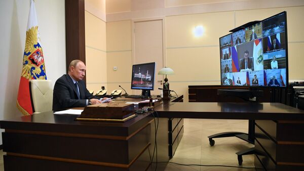 Президент РФ Владимир Путин проводит совещание в режиме видеоконференции Президент РФ Владимир Путин проводит совещание в режиме видеоконференции