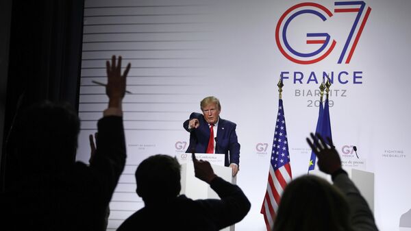 Президент США Дональд Трамп на саммите G7 во Франции Президент США Дональд Трамп на саммите G7 во Франции