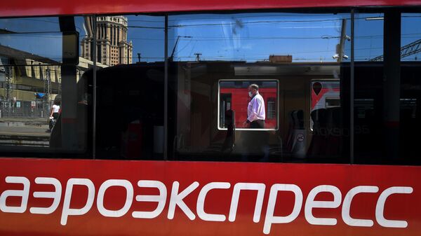Вагон поезда Аэроэкспресс на Павелецком вокзале в Москве Вагон поезда Аэроэкспресс на Павелецком вокзале в Москве