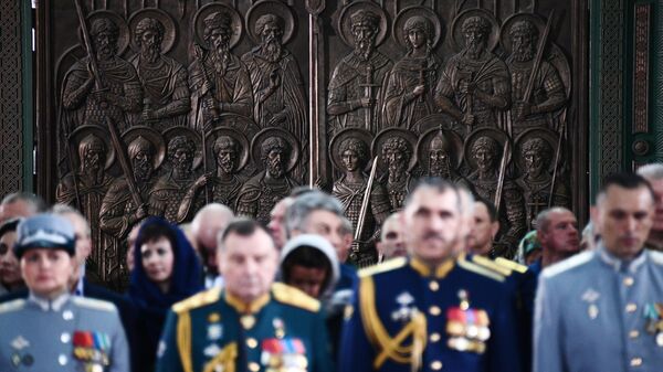 Ворота главного храма Вооруженных сил РФ в парке Патриот в Московской области Ворота главного храма Вооруженных сил РФ в парке Патриот в Московской области