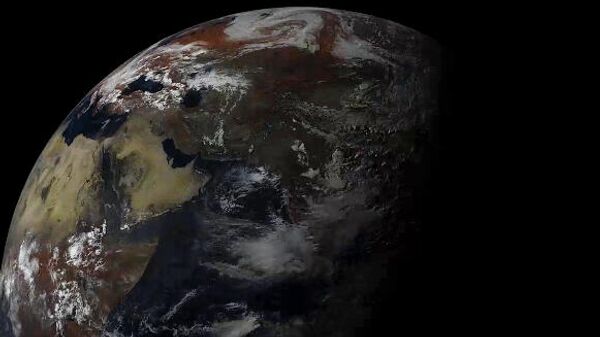"Роскосмос" показал, как тень от солнечного затмения проходит по Земле
