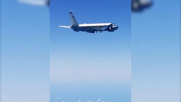 Российские истребители сопроводили самолеты-разведчики США и Норвегии Российские истребители сопроводили самолеты-разведчики США и Норвегии
