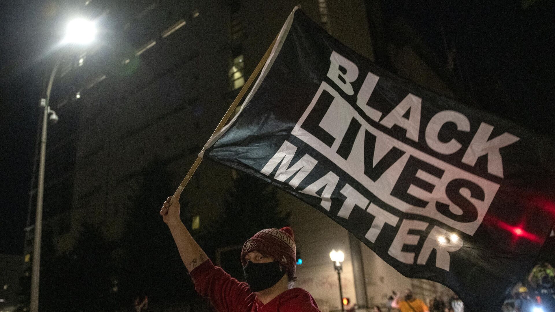 Black Lives Matter имеет мало общего с жизнью темнокожих, заявил Сигал - РИА Новости, 20.10.2020