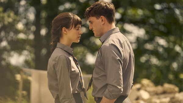 Кадр из сериала Нормальные люди Кадр из сериала Нормальные люди