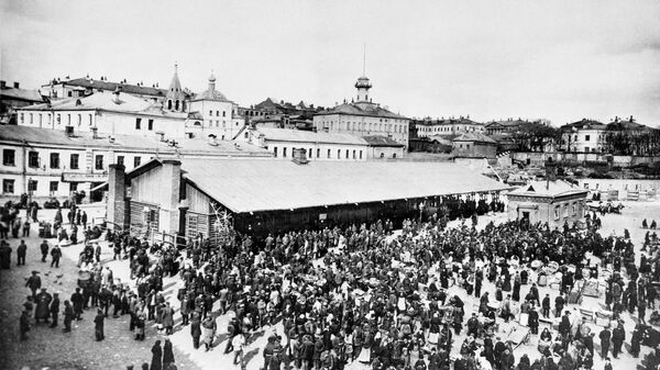 Биржа труда и народная столовая на Хитровом рынке, 1913 год. Биржа труда и народная столовая на Хитровом рынке, 1913 год.