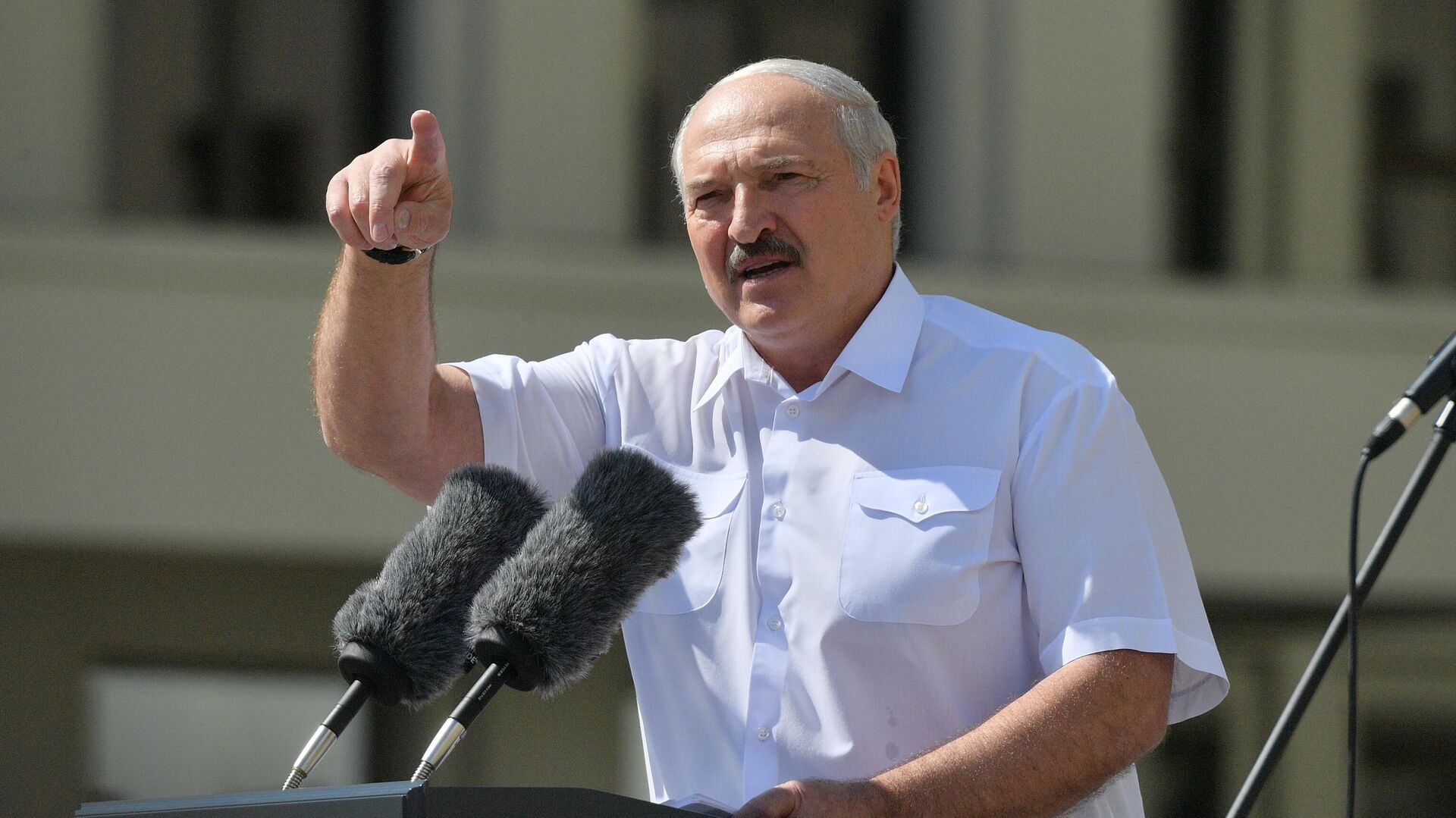 Президент Белоруссии Александр Лукашенко Президент Белоруссии Александр Лукашенко - РИА Новости, 1920, 09.09.2020