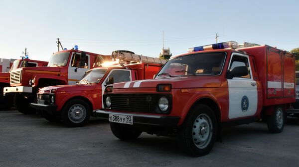 Автомобили МЧС РФ в заповеднике Утриш недалеко от Анапы Автомобили МЧС РФ в заповеднике Утриш недалеко от Анапы