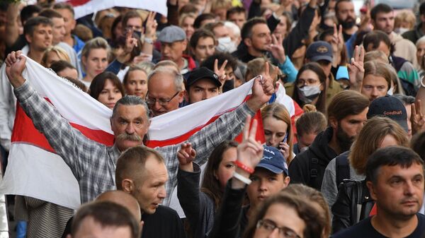 Участники акции протеста в Минске Участники акции протеста в Минске