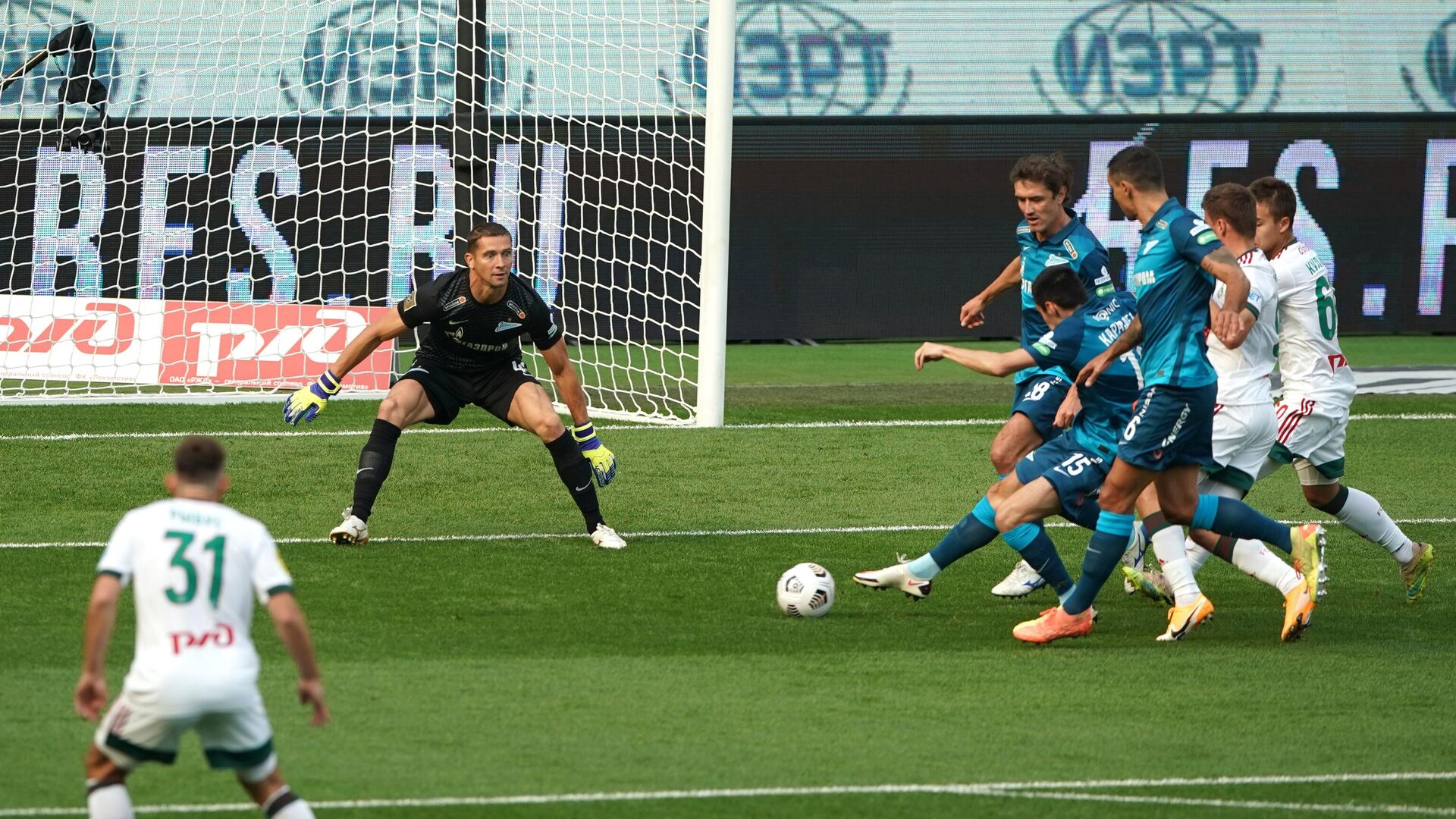 Resheniya Arbitrov V Matche Lokomotiv Zenit Priznany Vernymi Sport Ria Novosti 09 09 2020