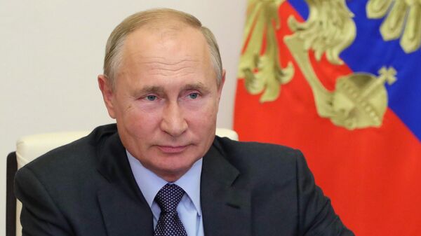 Путин поздравил работников танкостроения с профессиональным праздником