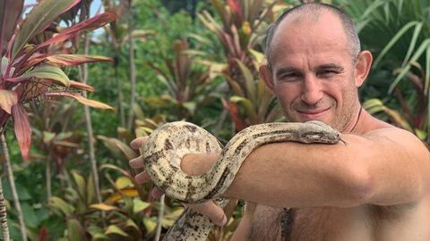 Боец UFC Алексей Олейник Боец UFC Алексей Олейник