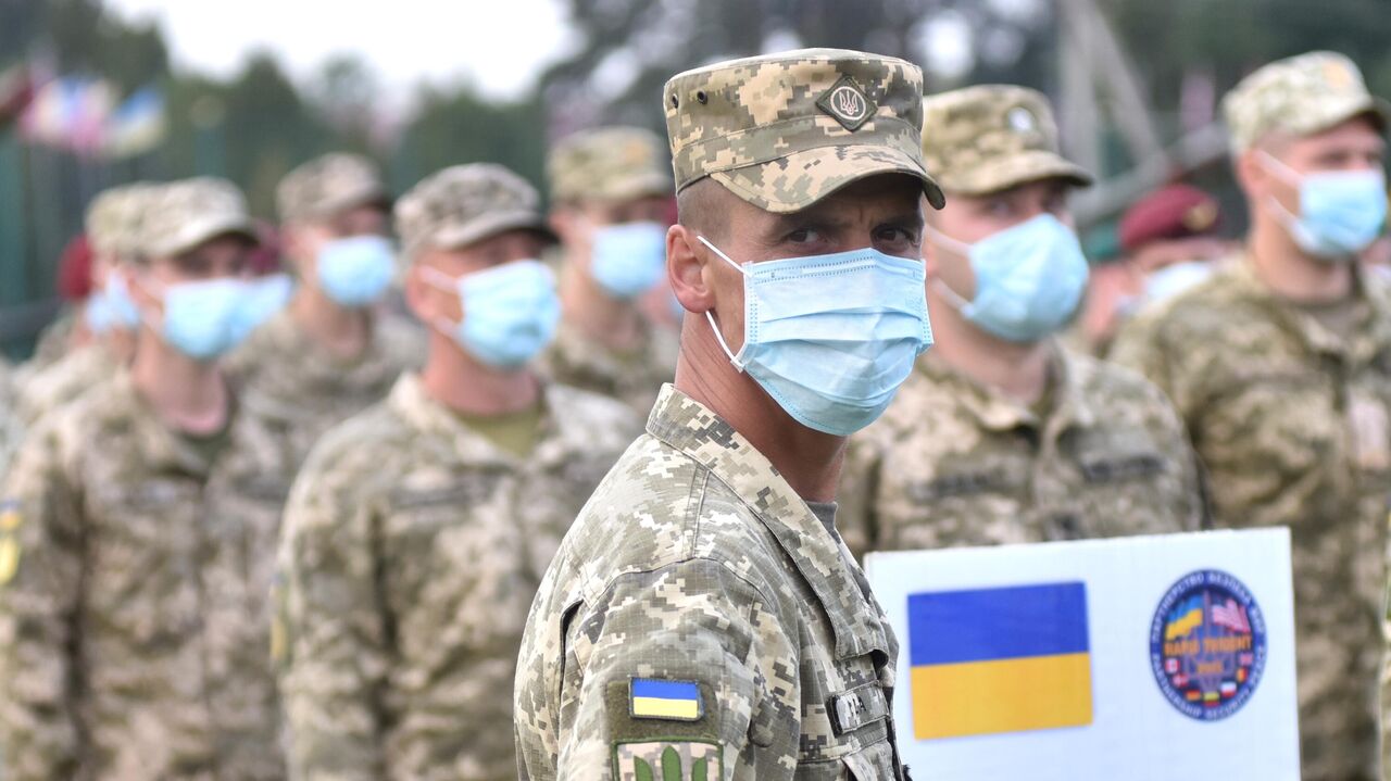Украинских военных бросили на американской базе в Кабуле, сообщили СМИ