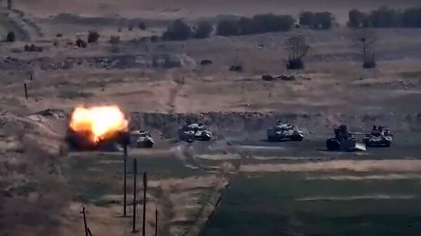 Боевые действия в Нагорном Карабахе. Стоп-кадр видео Боевые действия в Нагорном Карабахе. Стоп-кадр видео