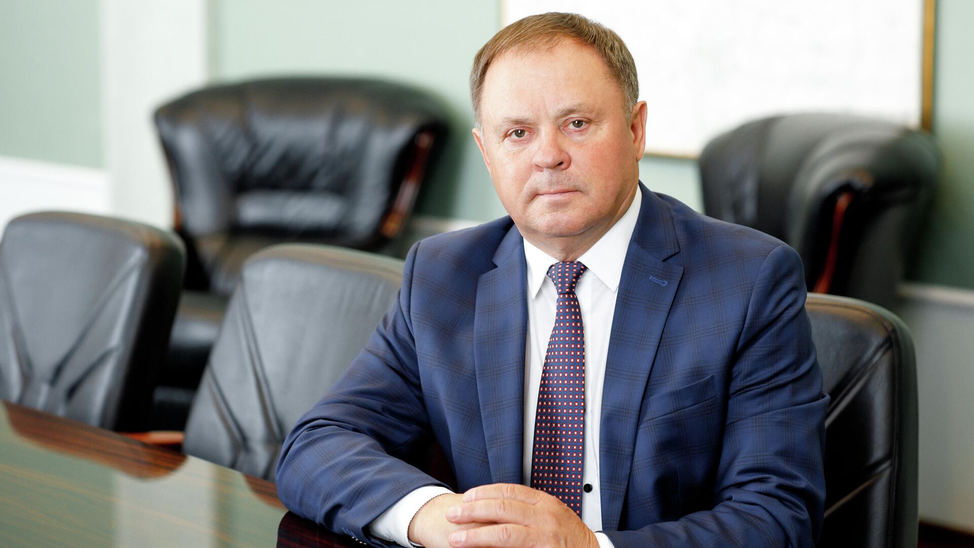 Спикер Липецкого областного Совета депутатов Павел Путилин Спикер Липецкого областного Совета депутатов Павел Путилин - РИА Новости, 1920, 01.10.2020