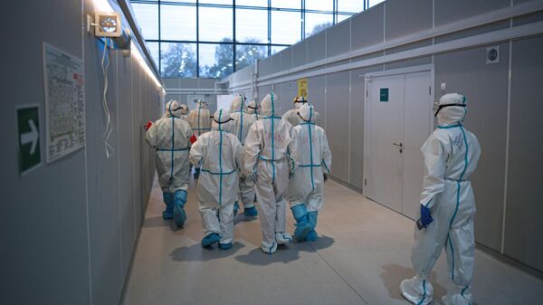 В Москве выявили 2011 новых случаев заражения коронавирусом