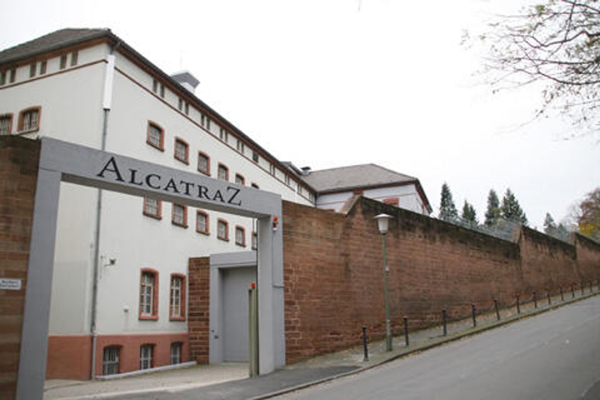 Отель Alcatraz ам Japanischen Garten в Кайзерслаутерне Отель Alcatraz ам Japanischen Garten в Кайзерслаутерне - РИА Новости, 1920, 16.12.2020