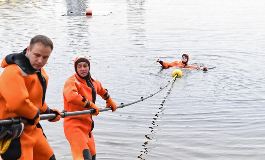 Подготовка водных спасателей к зиме Подготовка водных спасателей к зиме