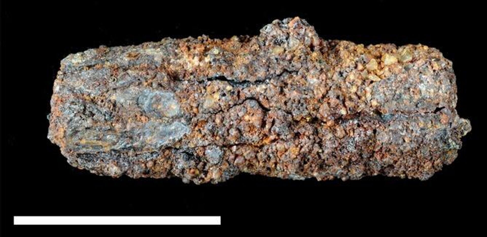 Фото бусины Герзейской культуры Древнего Египта, сделано из метеоритного железа Фото бусины Герзейской культуры Древнего Египта, сделано из метеоритного железа - РИА Новости, 1920, 02.12.2020