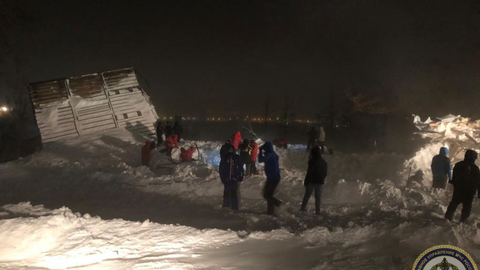 Следователи завели дело после гибели туристки под лавиной в Норильске