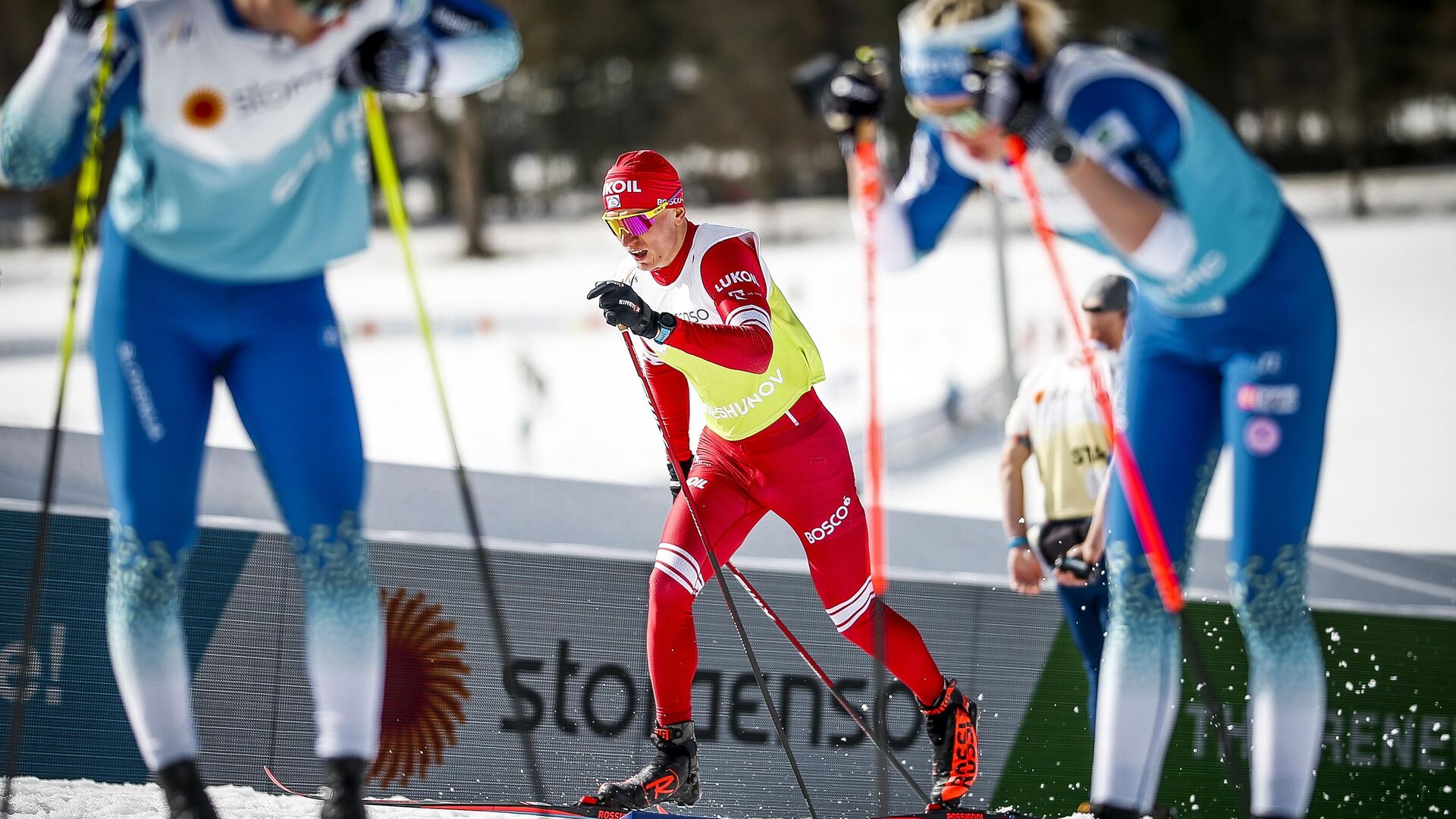 Александр Большунов (Россия) на тренировке перед соревнованиями чемпионата мира по лыжным гонкам. Александр Большунов (Россия) на тренировке перед соревнованиями чемпионата мира по лыжным гонкам. - РИА Новости, 1920, 27.02.2021