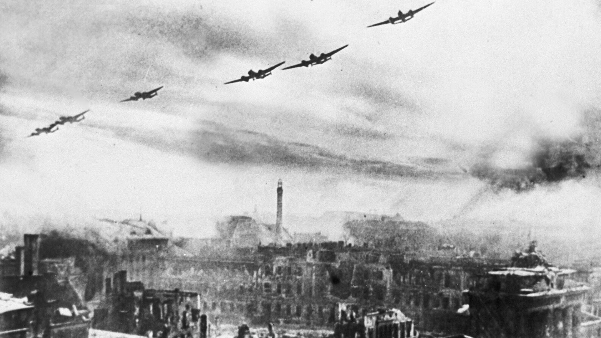 Историк рассказал о реакции нацистов на первую бомбардировку Берлина