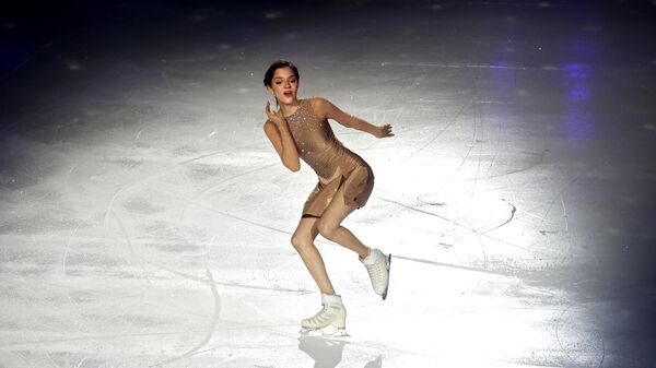 Евгения Медведева выступает в шоу Team Tutberidze Чемпионы на льду в дворце спорта Мегаспорт в Москве Евгения Медведева выступает в шоу Team Tutberidze Чемпионы на льду в дворце спорта Мегаспорт в Москве