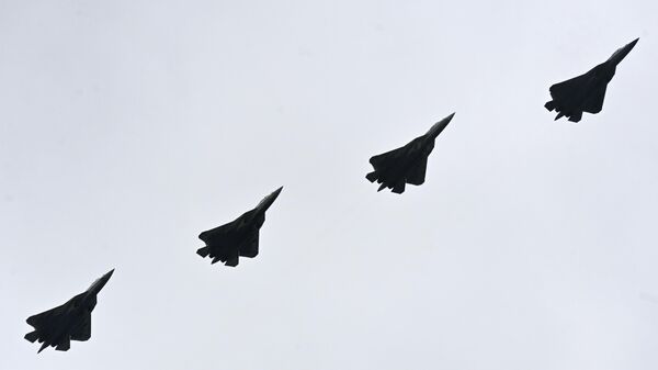 ВКС России получат два серийных Су-57 в 2021 году, сообщил источник