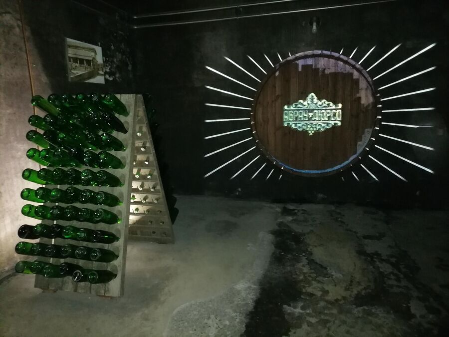 На заводе шампанских вин Абрау-Дюрсо
