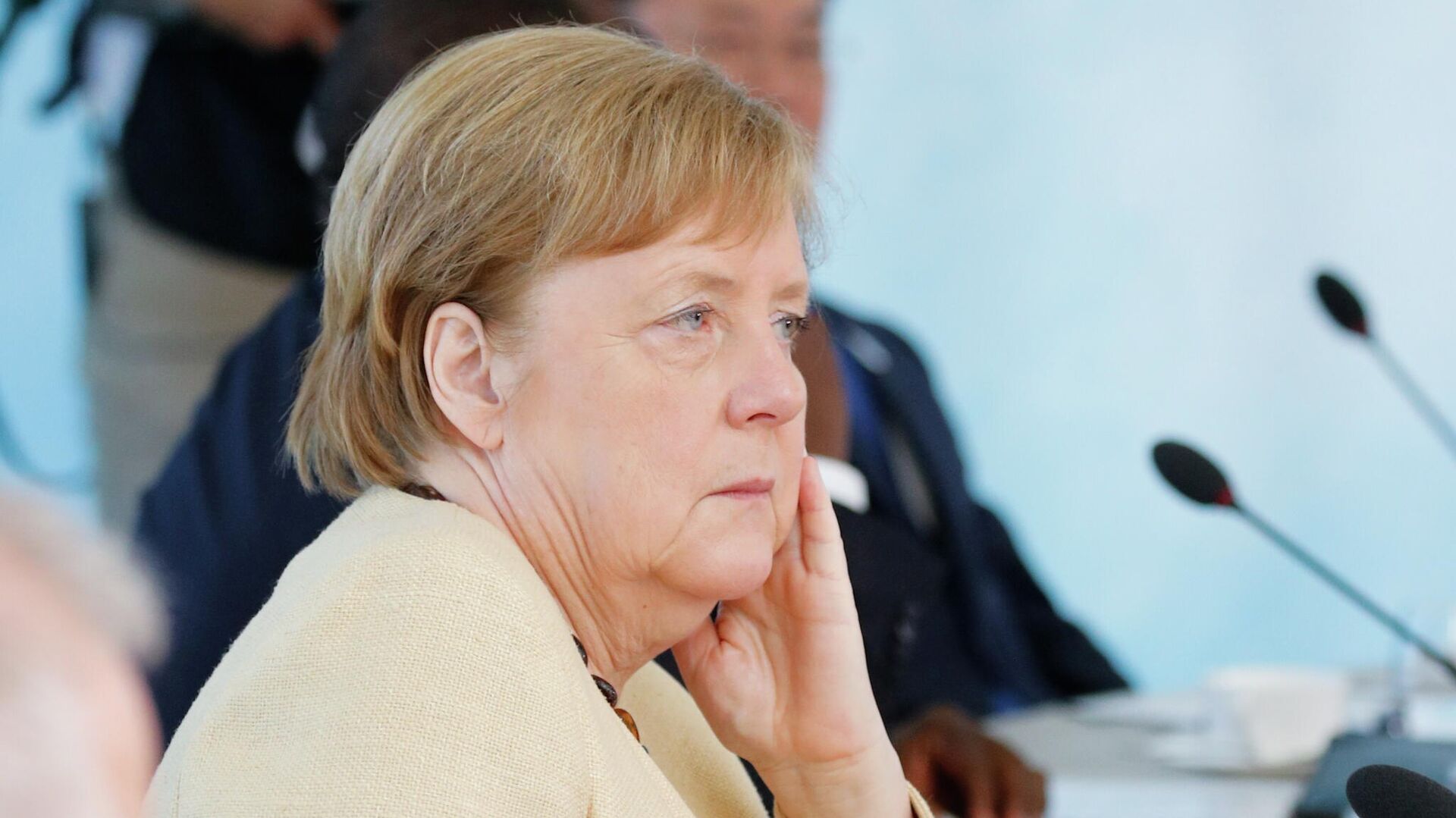 Канцлер Германии Ангела Меркель на саммите G7 в Великобритании Канцлер Германии Ангела Меркель на саммите G7 в Великобритании - РИА Новости, 1920, 18.06.2021