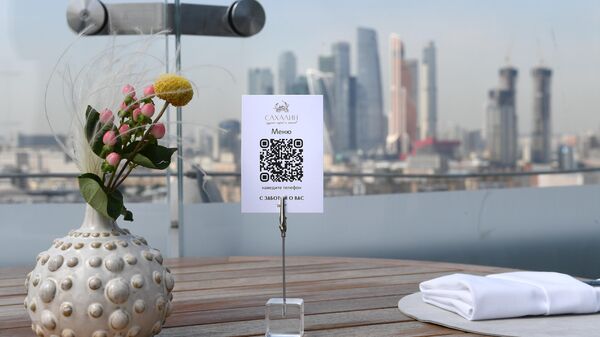 Песков прокомментировал работу системы QR-кодов