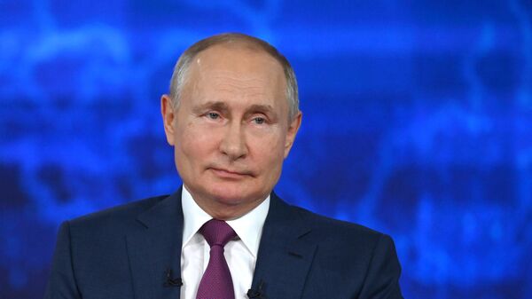 Путин заявил, что поддерживает Единую Россию на выборах в Госдуму