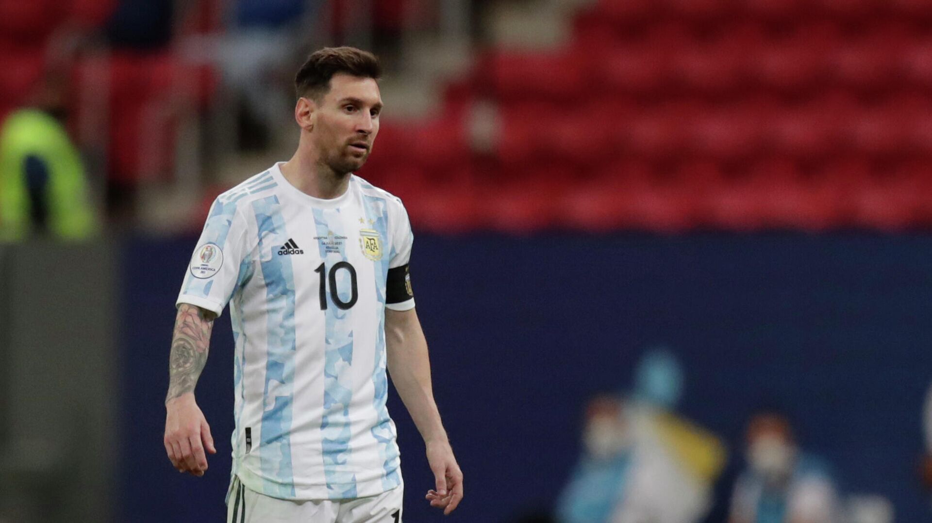 Stancuesh Messi Poizdevalsya Nad Sopernikom Posle Ego Provala Ria Novosti Sport 07 07 2021