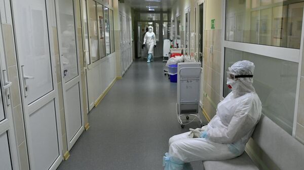 В мае от коронавируса в России умерли 12,8 тысячи человек