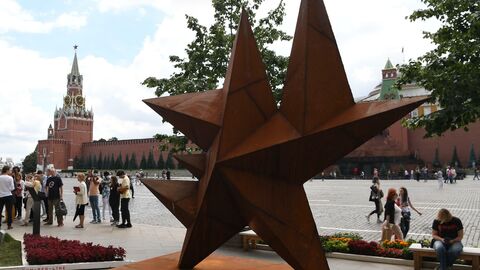 Современное искусство на Красной площади Современное искусство на Красной площади