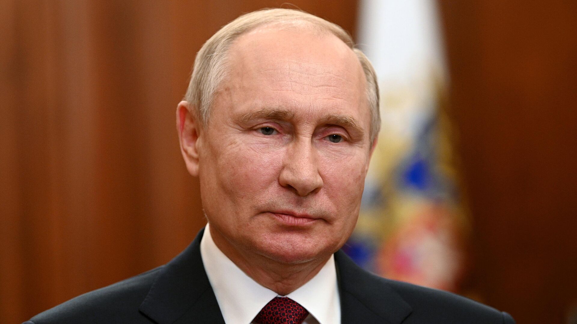 Путин проведет совещание с правительством