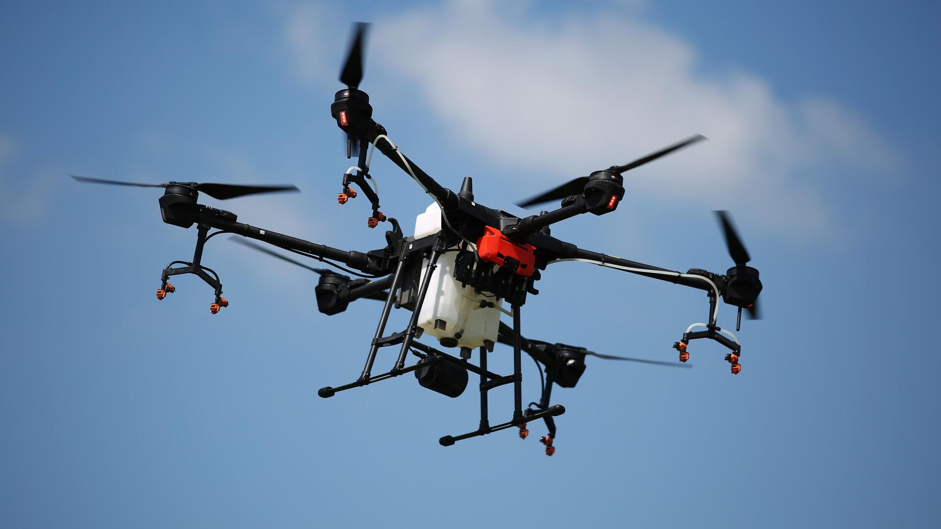 МЭИ предложила способ повысить дальность полетов дронов