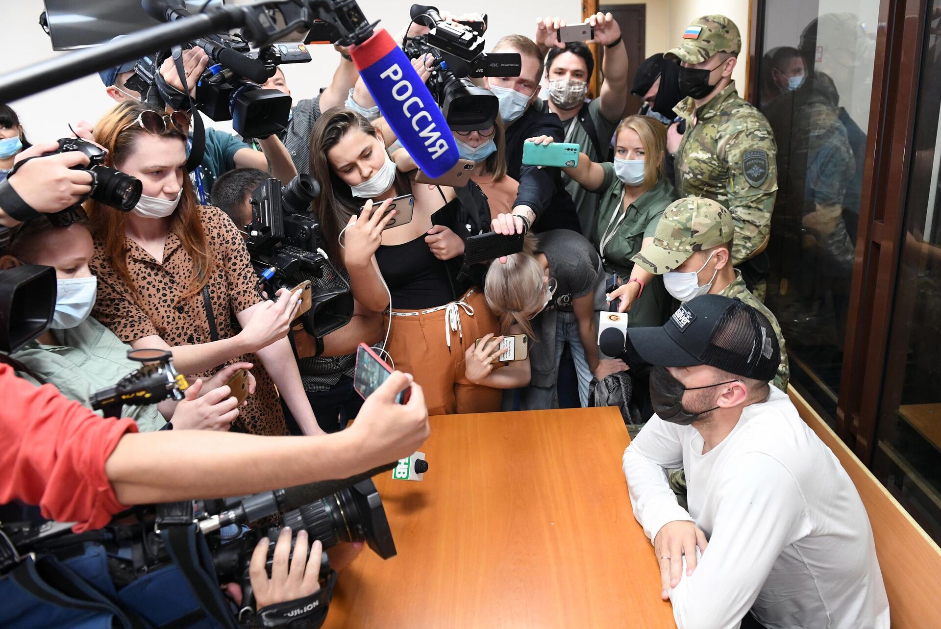 Один из руководителей финансовой пирамиды Finiko Кирилл Доронин в Вахитовском районном суде Казани Один из руководителей финансовой пирамиды Finiko Кирилл Доронин в Вахитовском районном суде Казани - РИА Новости, 1920, 30.07.2021