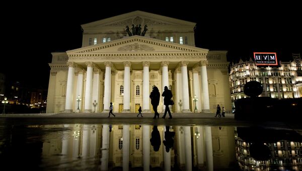 Подсветка Большого театра после реконструкции. Архивное фото Подсветка Большого театра после реконструкции. Архивное фото
