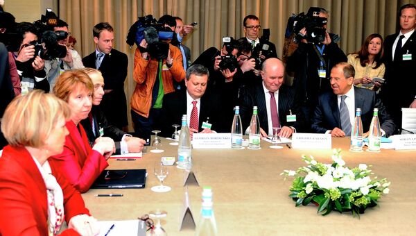 Четырехсторонняя встреча (РФ, США, ЕС и Украина) по урегулированию украинского внутриполитического кризиса, в Женеве Четырехсторонняя встреча (РФ, США, ЕС и Украина) по урегулированию украинского внутриполитического кризиса, в Женеве
