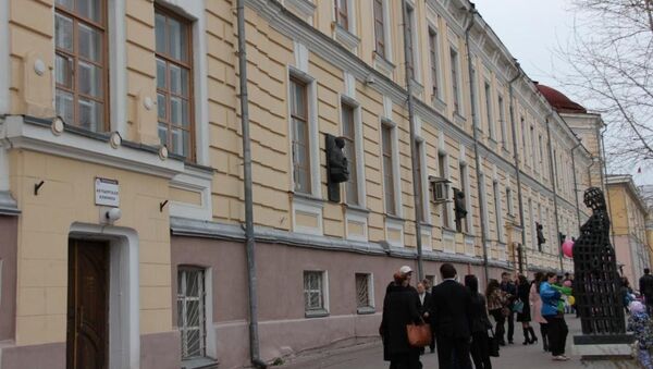 Здание акушерской клиники СибГМУ, архивное фото Здание акушерской клиники СибГМУ, архивное фото